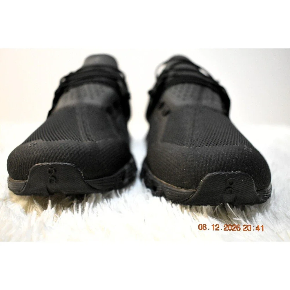 On Cloud 5 Black Light Weight Athletic Walking Running Shoes - Women's Size 9